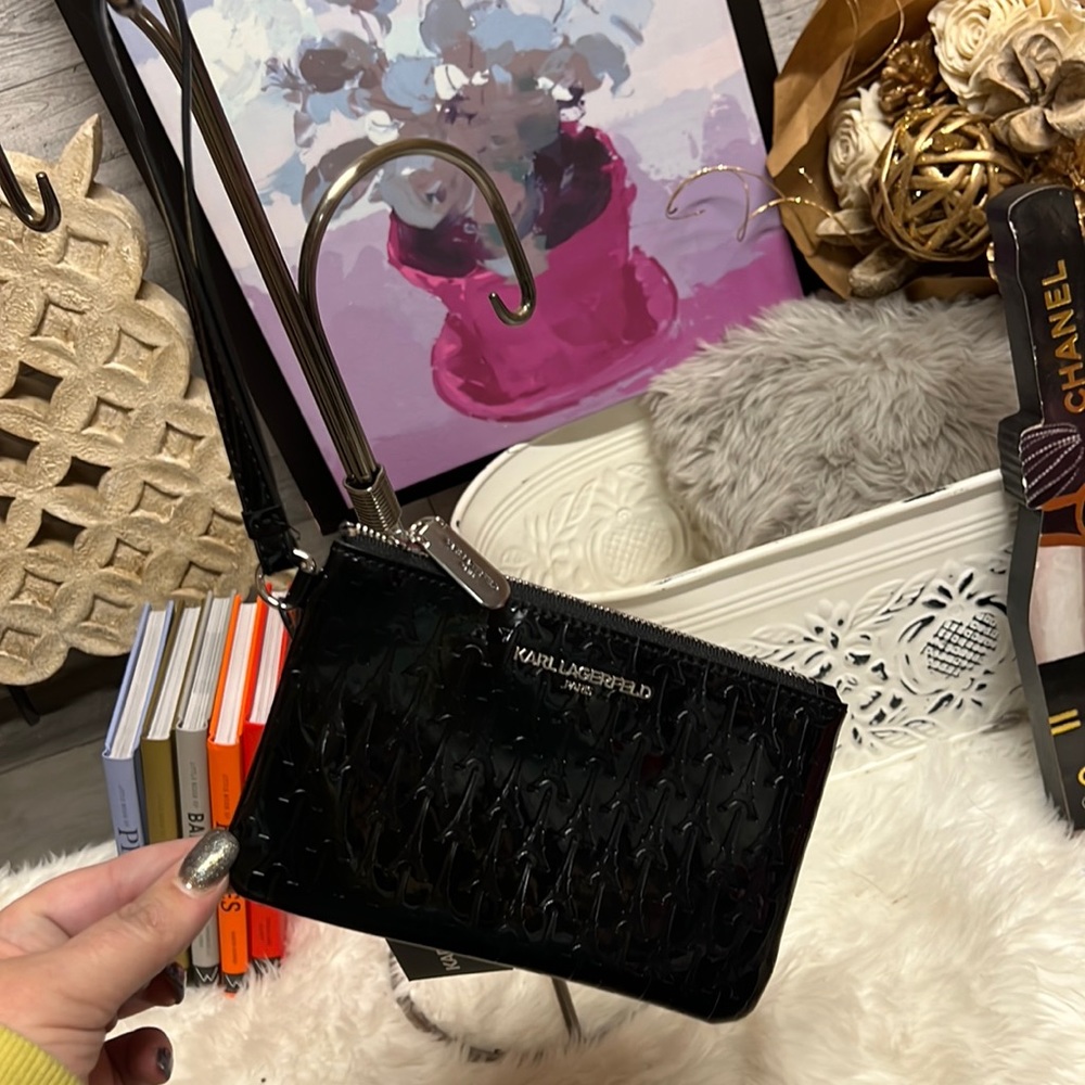 Karl Lagerfeld Paris Maybelle SLG Wristlet NWT